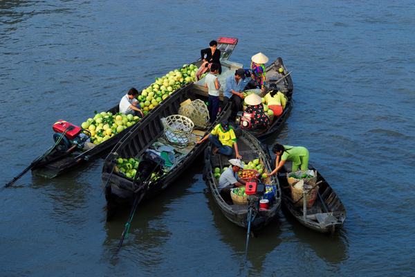 Mercados flotantes del delta de Mekong