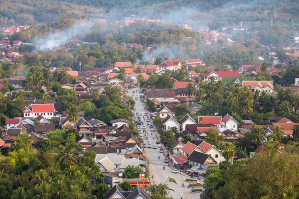 Día 11: Siem Reap - Vuelo a Luang Prabang