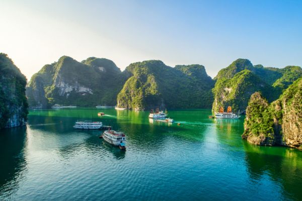 Día 04: Hanoi - Bahía De Halong (Sin Guía)