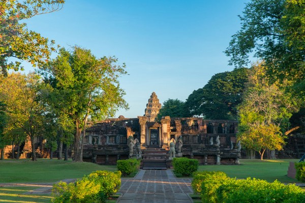 Día 6: Khorat - Pimai - Khao Yai