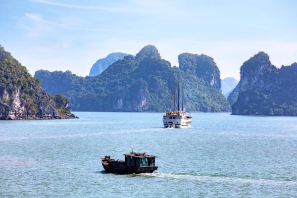 Bahía de Bai Tu Long: Descubra la Joya Oculta de Vietnam