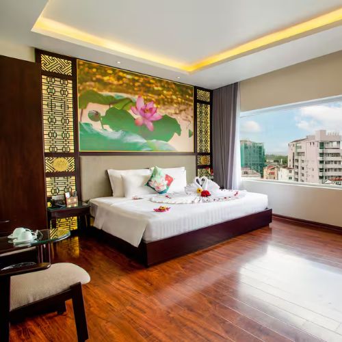 Thanh Lich Royal Boutique