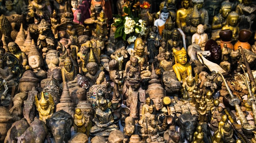 Estatuas de Buda en Bago Myanmar
