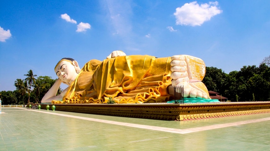 Buda reclinado de Shwethalyaung en Bago Myanmar