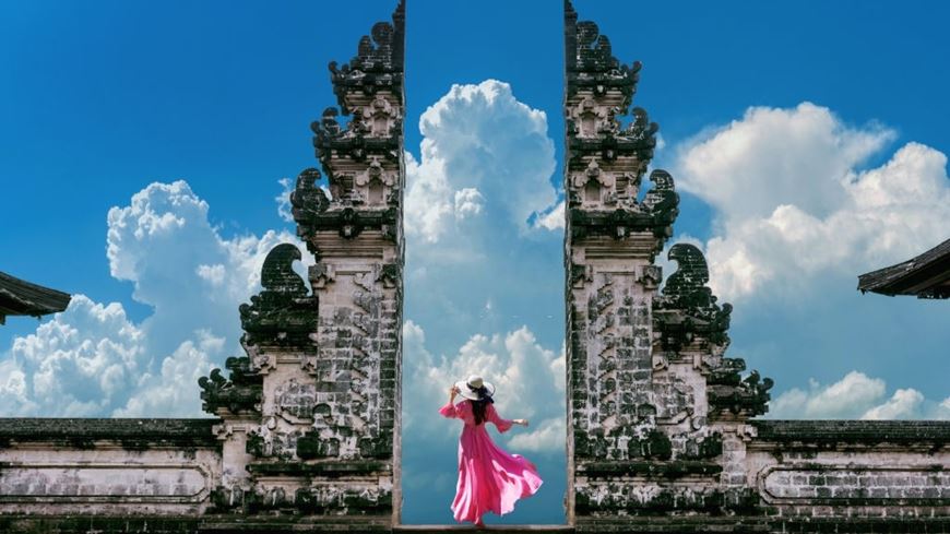 Puerta del Cielo en el Templo de Lempuyang Luhur Bali Indonesia