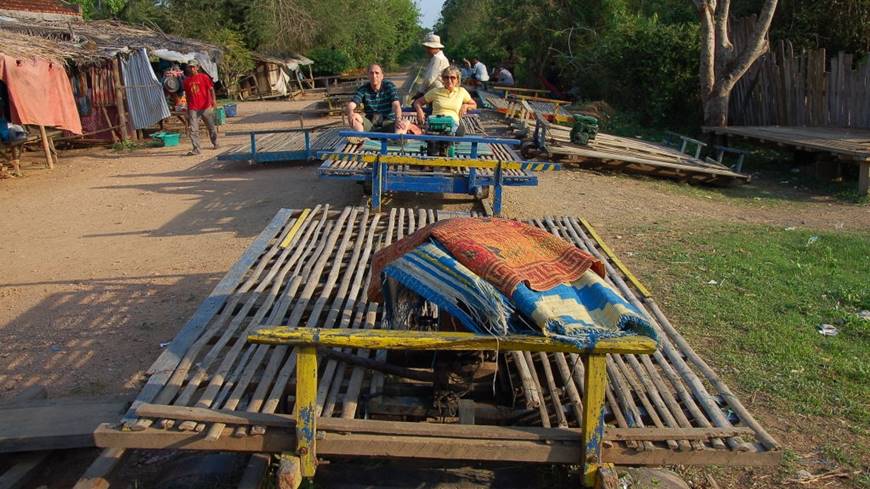 Tren de bambú en Battambang