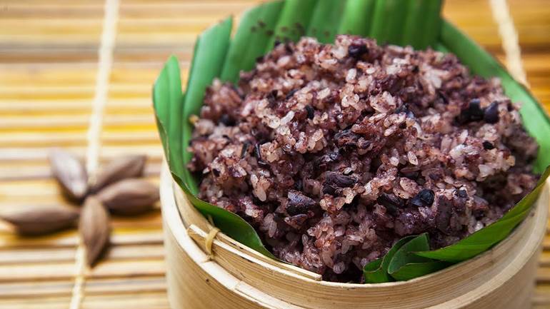 arroz glutinoso con aceituna negra de Cao Bang