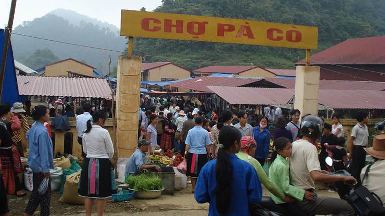 Mercado Pa Co en Mai Chau