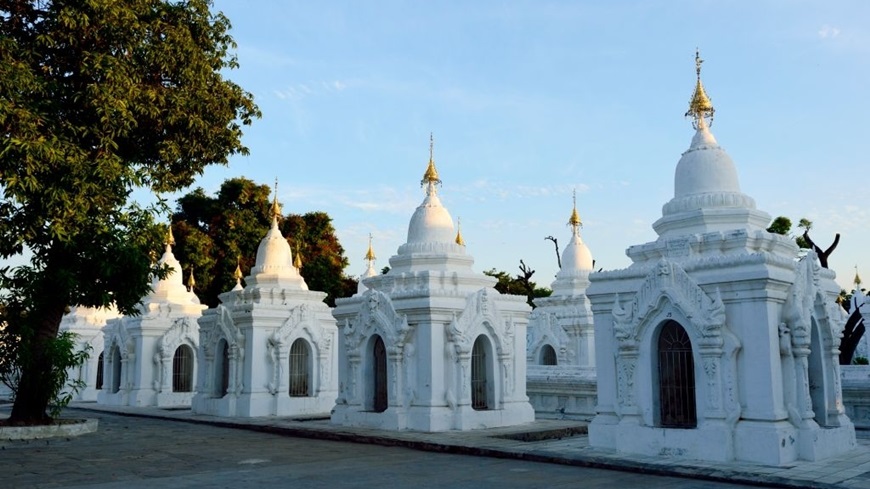 Templo Kuthodaw Paya Mandalay