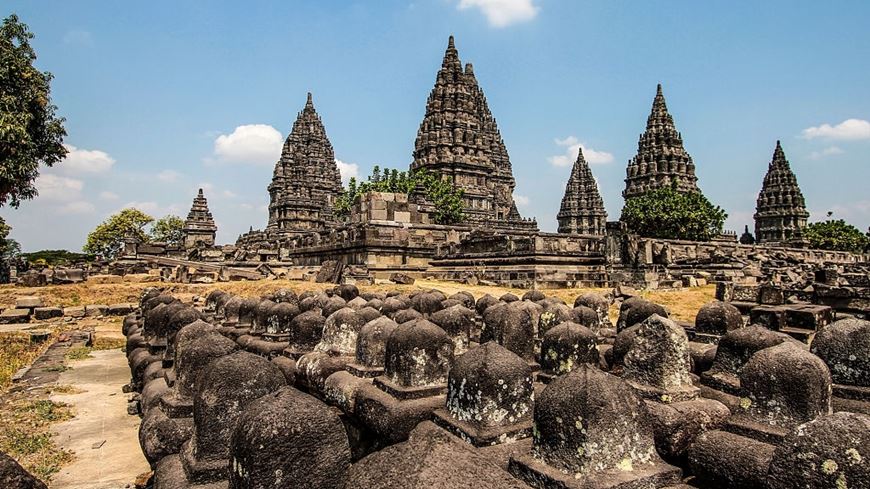templo de Prambanan en isla Java Indonesia