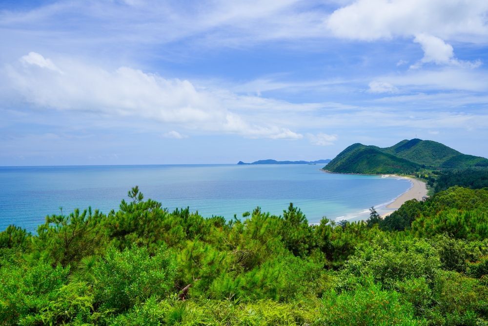Bahía de Bai Tu Long en Vietnam